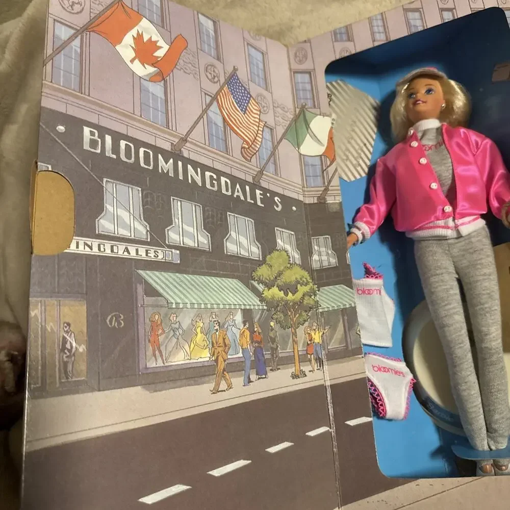 1996 BARBIE AT BLOOMINGDALE’S - 16290 - ORIGINAL BOX - SPECIAL EDITION
